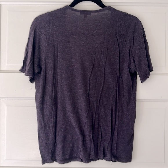 Wilfred Free v-neck pocket tee in eggplant - Picture 4 of 5